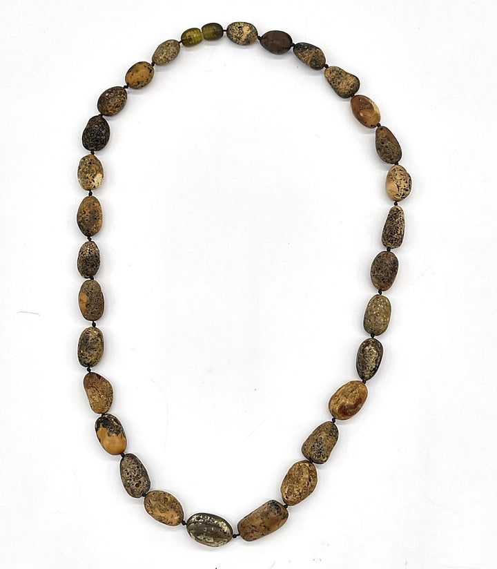 Neapstrādāta Baltijas dzintara kaklarota, 50 cm